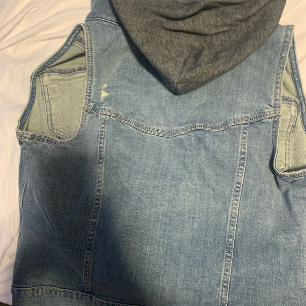 Jean vest - Picture 3 of 3